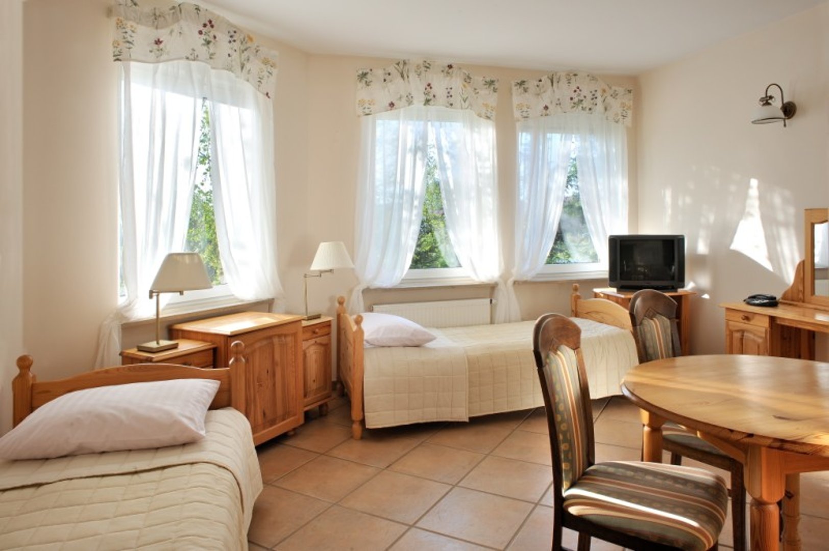 Apartament rodzinny (2 osoby dorosłe + 2 dzieci) Apartament rodzinny (2 osoby dorosłe + 2 dzieci)